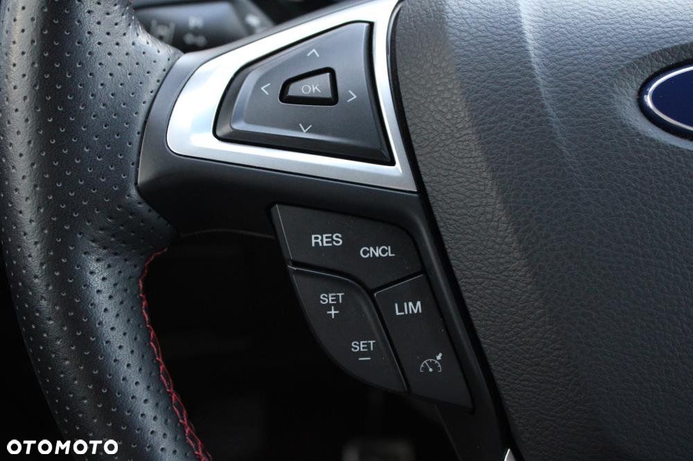 Ford S-Max - 20