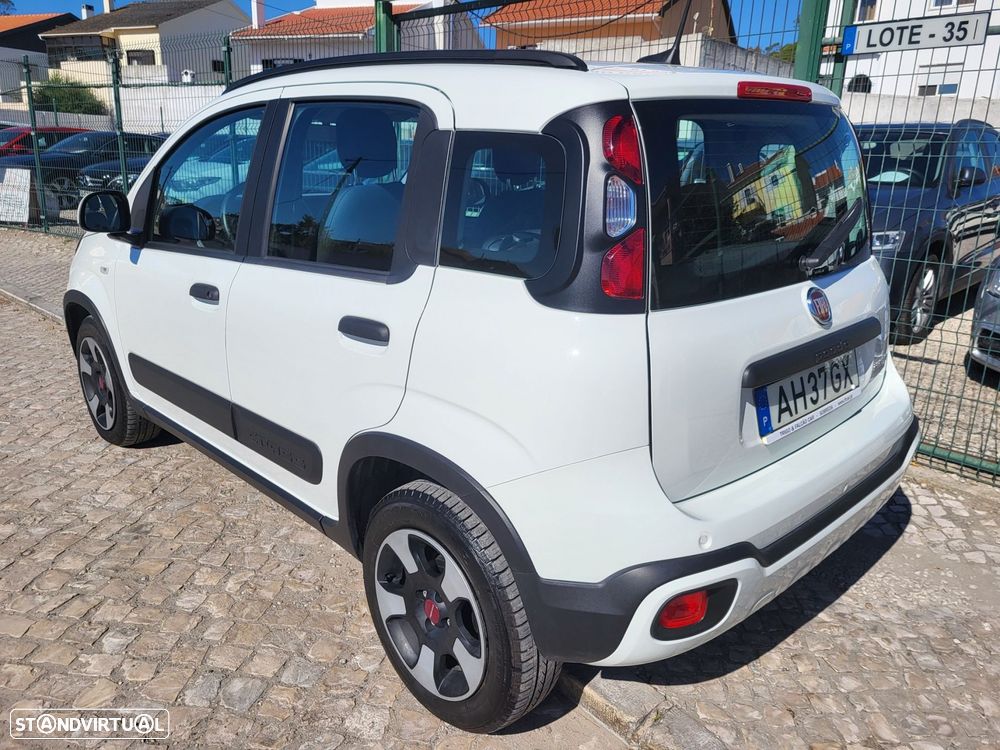 Fiat Panda 1.0 Hybrid City Cross - 2