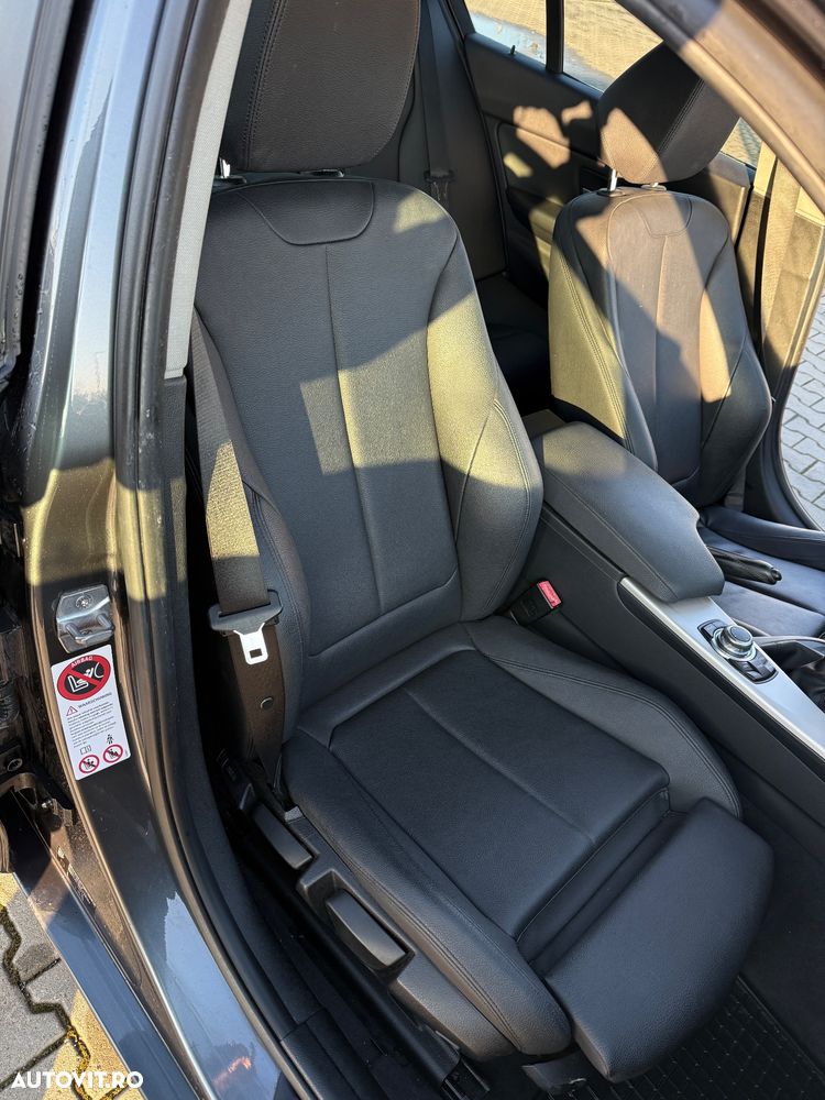 BMW Seria 3 320i EfficientDynamics Edition - 15