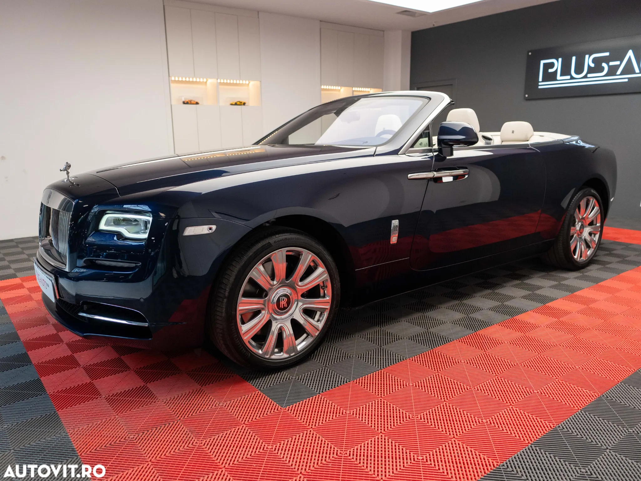 Rolls-Royce Dawn Standard - 3