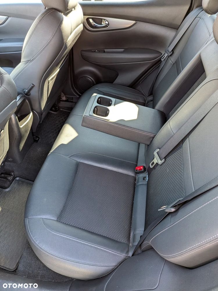 Nissan Qashqai 1.3 DIG-T Tekna - 11