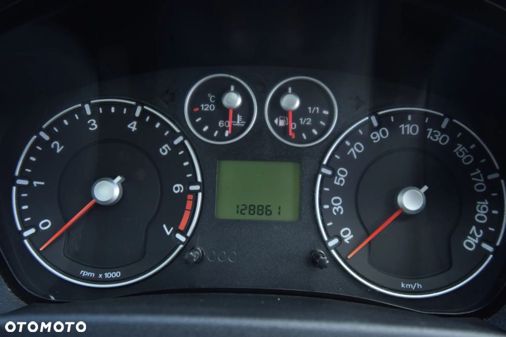 Ford Fiesta 1.3 - 15