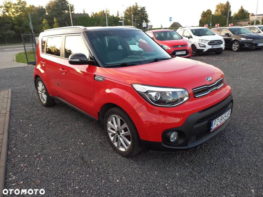 Kia Soul 1.6 CRDI Dream Team Edition - 10