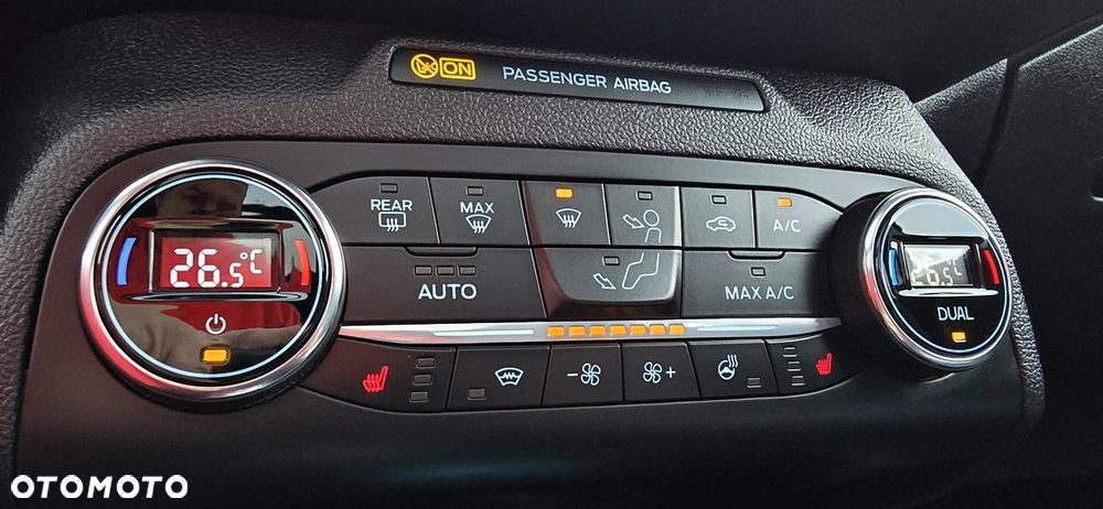 Ford Focus 1.5 EcoBoost ST-Line - 8