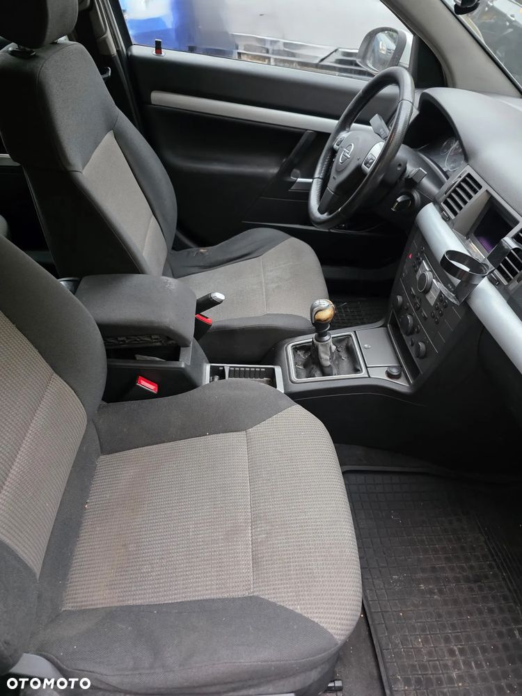 Opel Vectra - 8