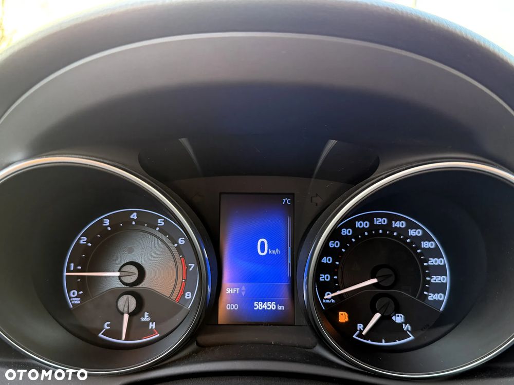 Toyota Auris 1.6 Comfort - 10