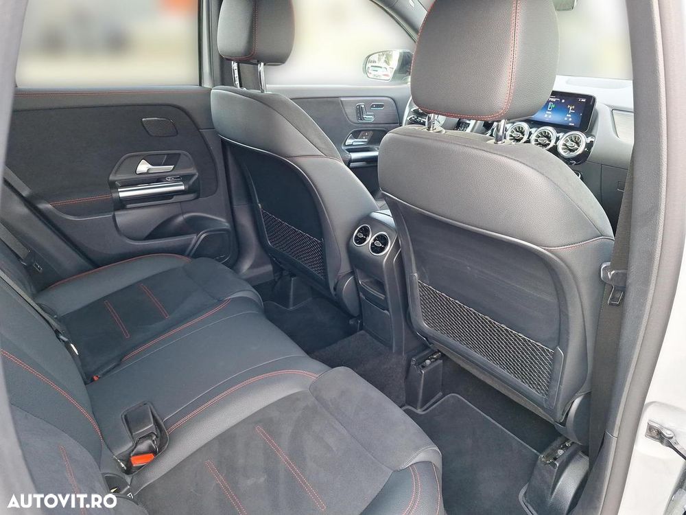 Mercedes-Benz GLA 200 d 4MATIC Aut. - 16