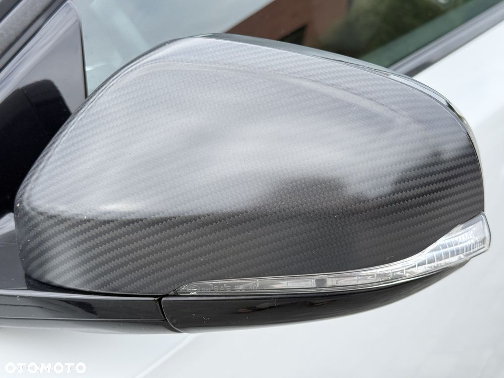 Volvo V40 - 23