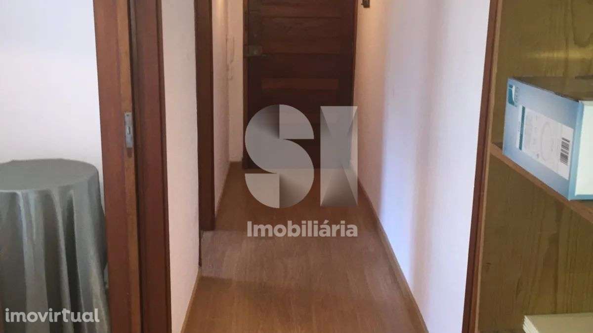 T1 equipado e mobilado - Grande imagem: 2/7