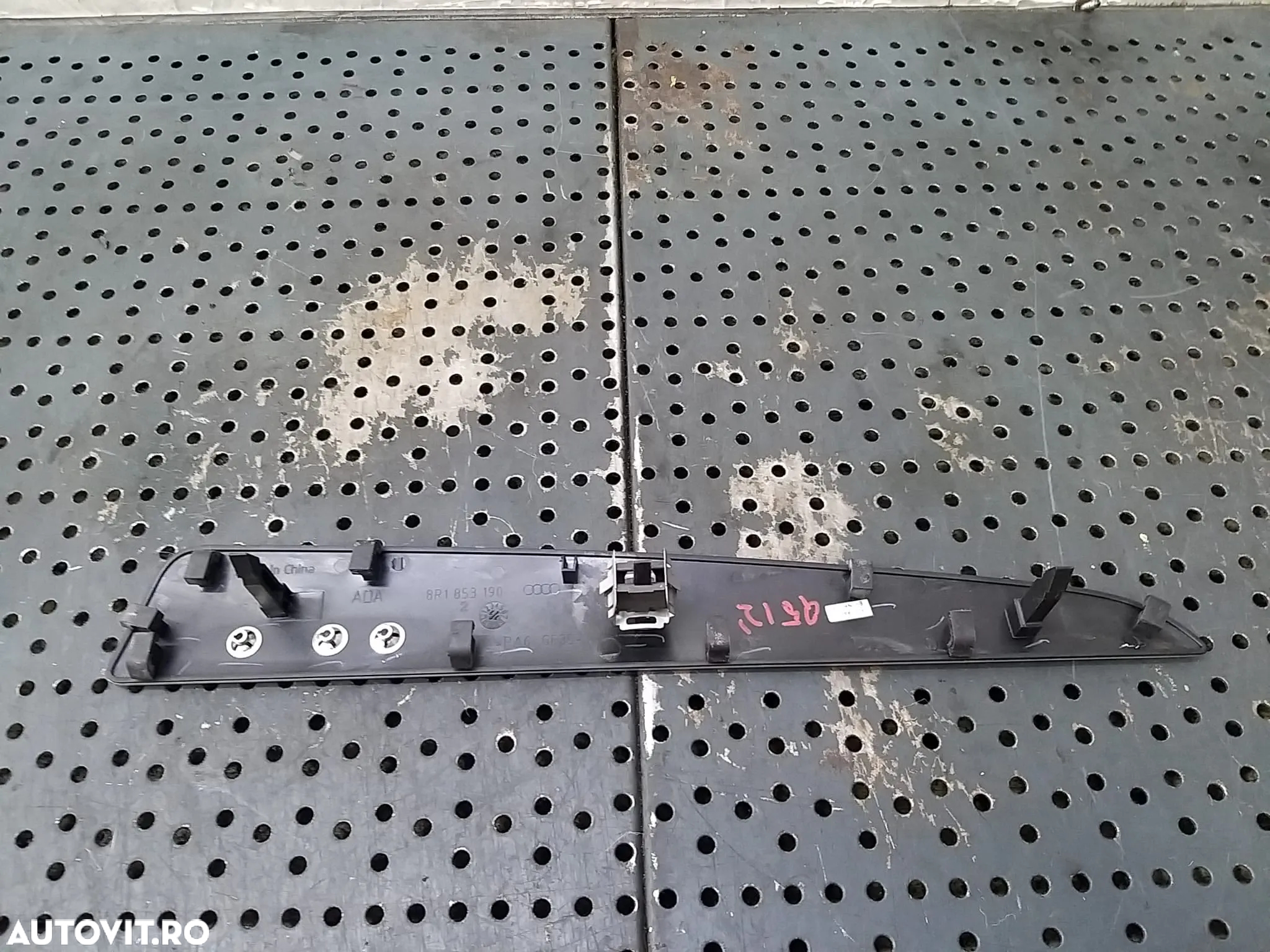 Ornament bord audi q5 8r 8r1853190 - 2