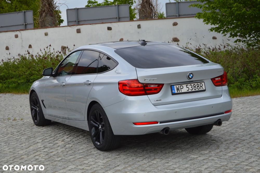 BMW 3GT 335i xDrive Sport Line - 4