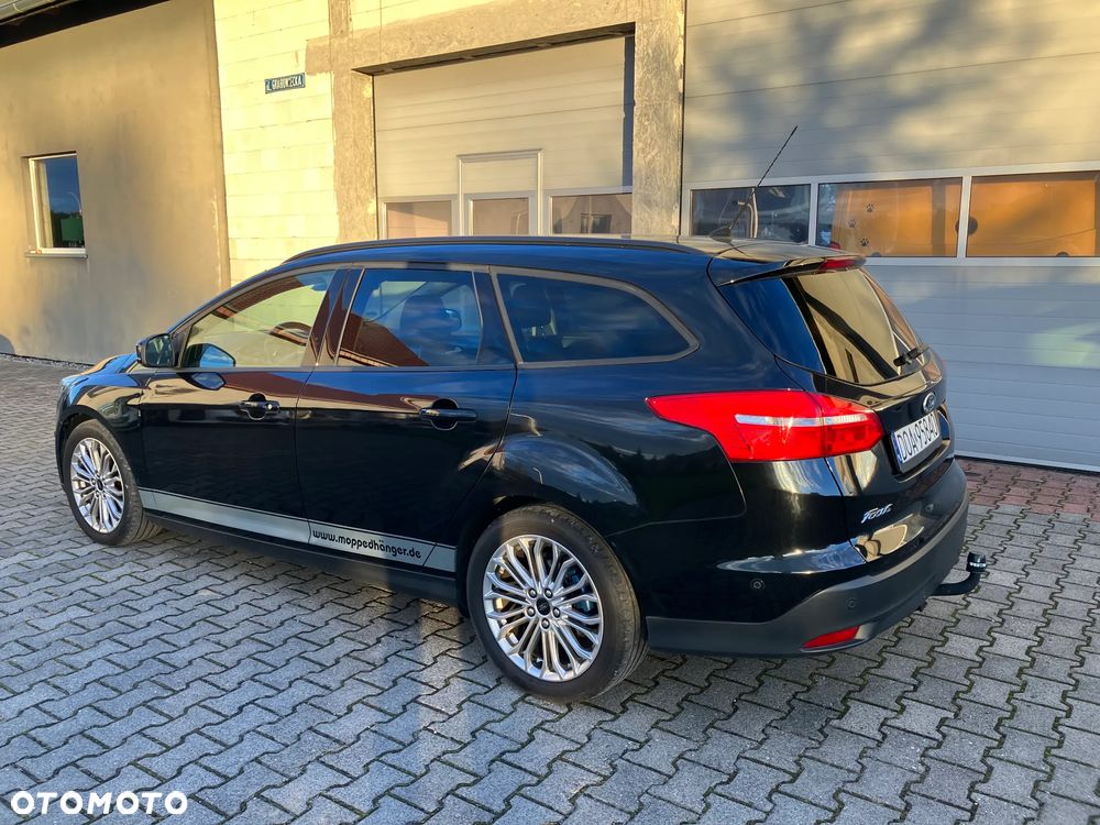 Ford Focus 2015 photo 2