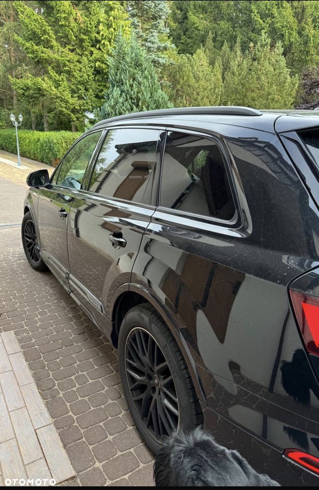Audi Q7 2023 photo 2