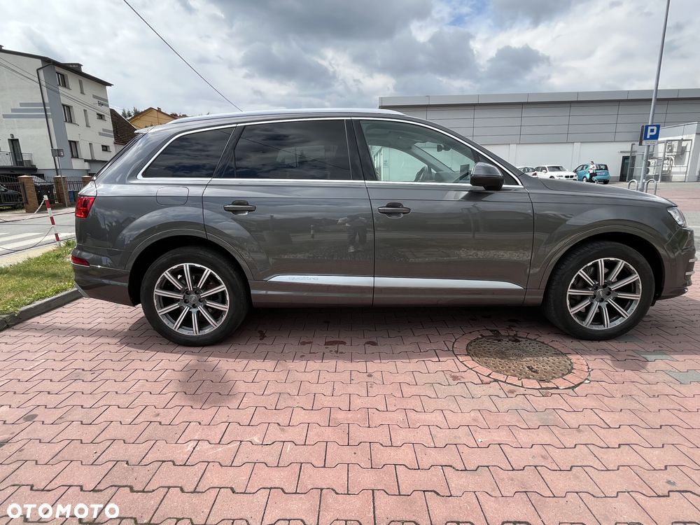 Audi Q7 - 9
