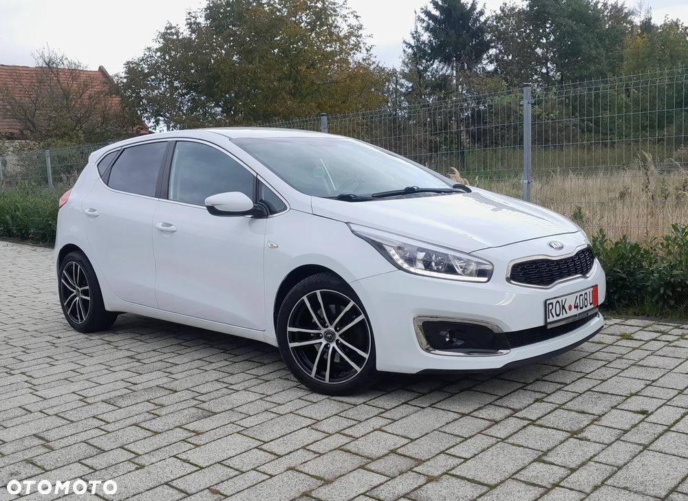 Kia Ceed 1.6 CRDi Spirit - 3