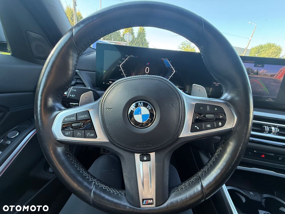BMW Seria 3 320d xDrive - 27