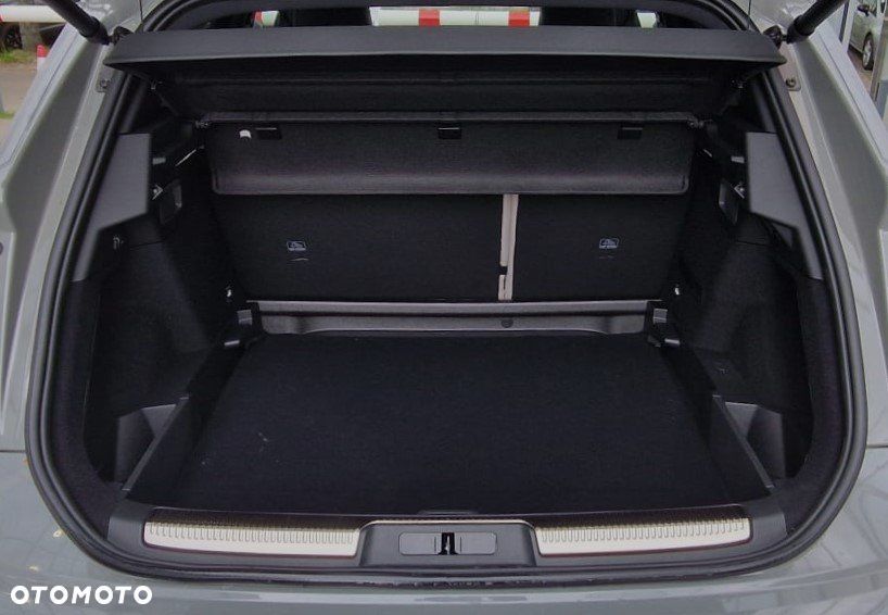 DS Automobiles DS 7 Crossback - 11