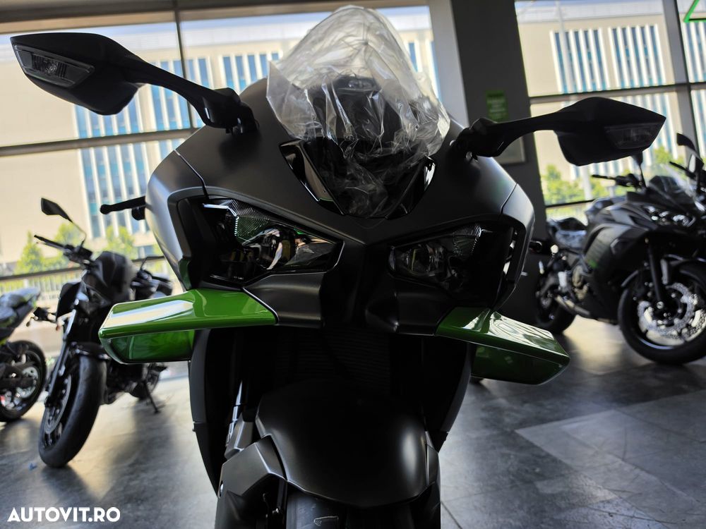 Kawasaki Ninja ZX-10R - 2
