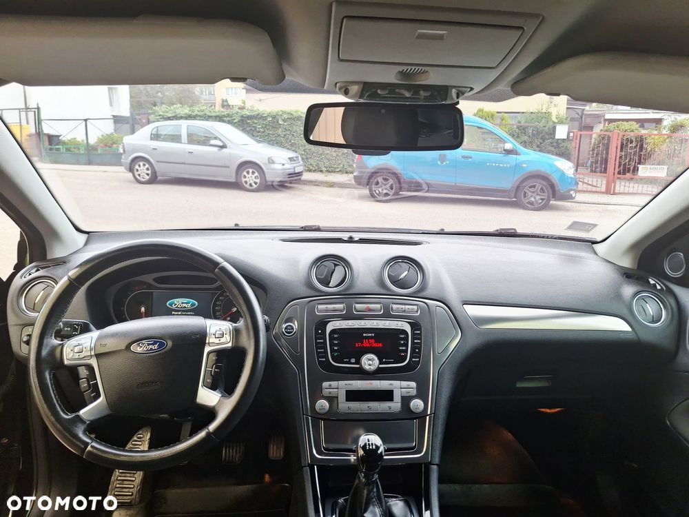 Ford Mondeo 2.0 Titanium - 19