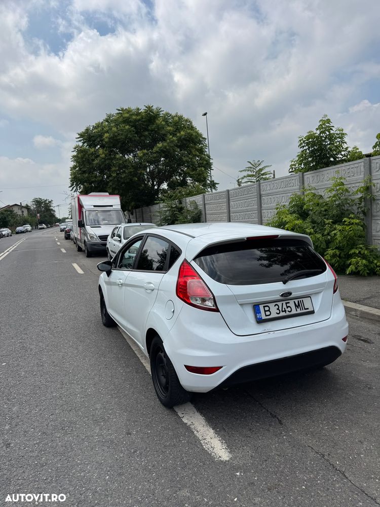 Ford Fiesta - 7