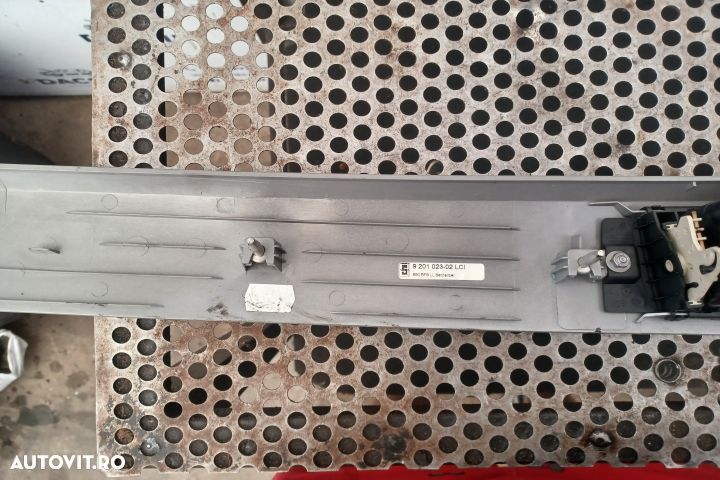 Grila ventilatie bord centru 64229130 9201023 BMW Seria 3 E90 [2004 - - 1