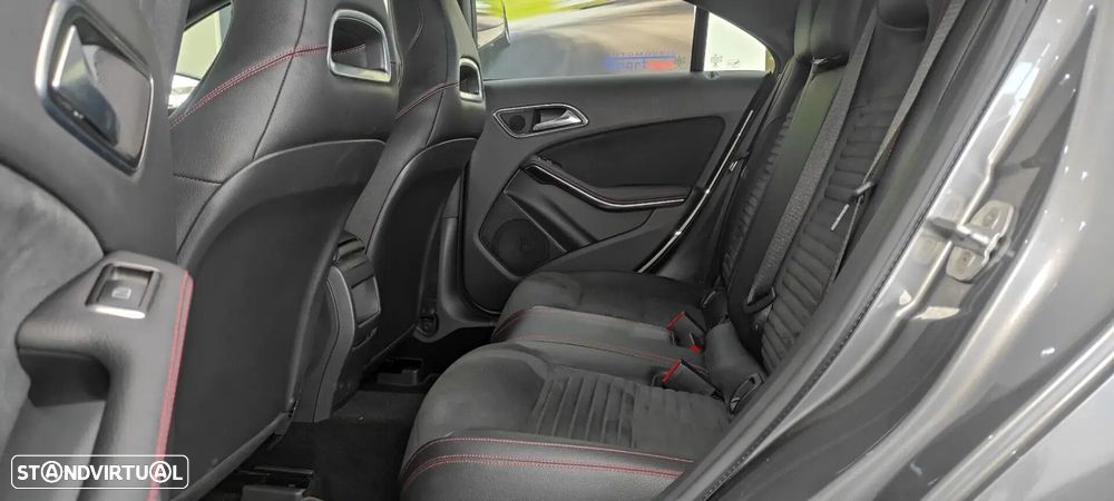 Mercedes-Benz CLA 180 - 6