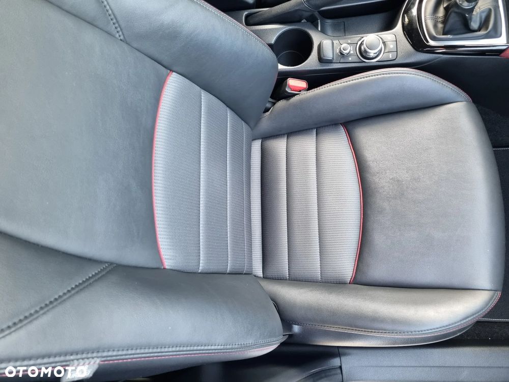 Mazda CX-3 SKYACTIV-G 120 FWD Sports-Line - 33