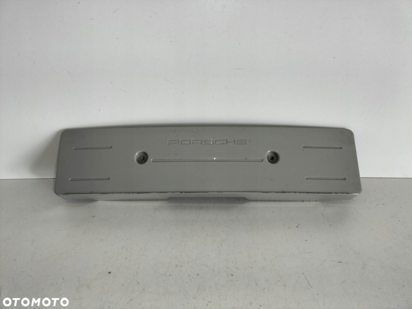Podkładka pod tablicę rejestracyjną przód PORSCHE PANAMERA II 971 16- - 1