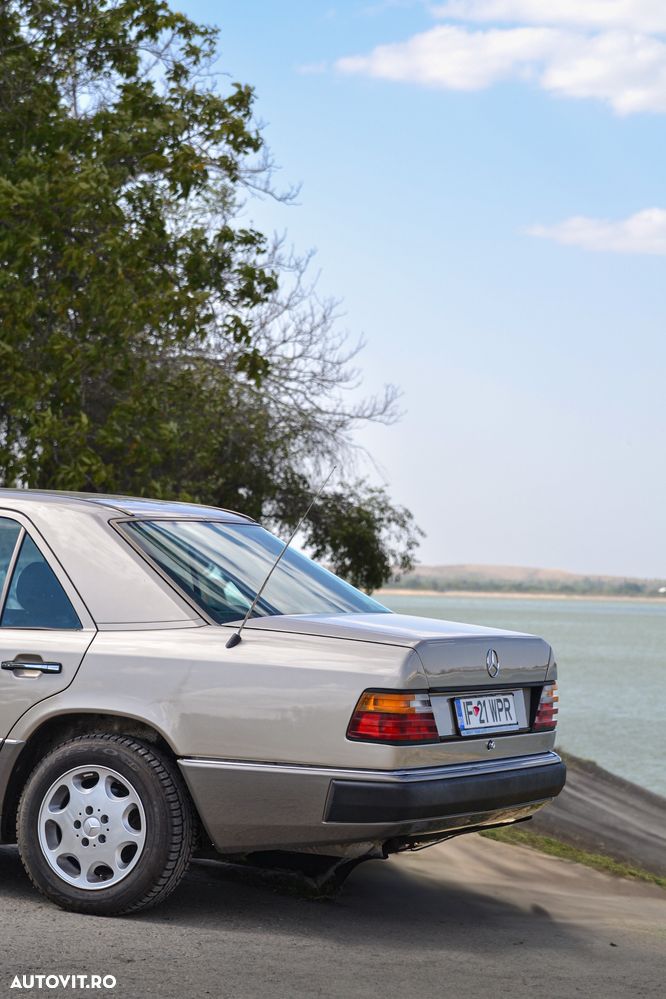 Mercedes-Benz W124 - 7