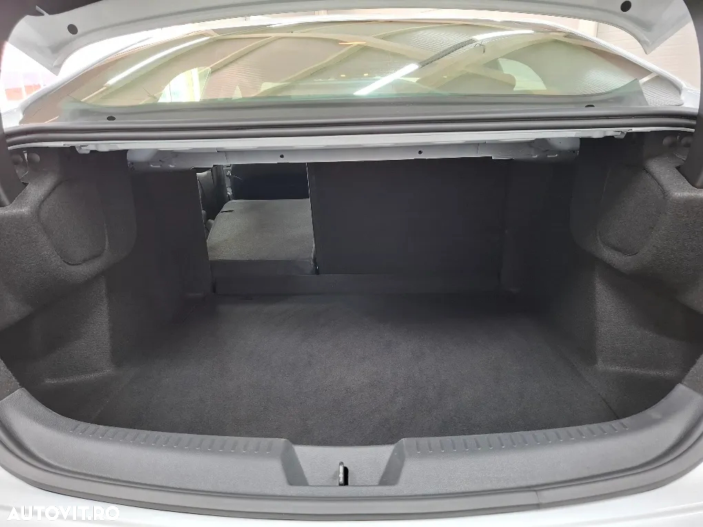 Renault Megane TCe 140 EDC GPF Zen - 5