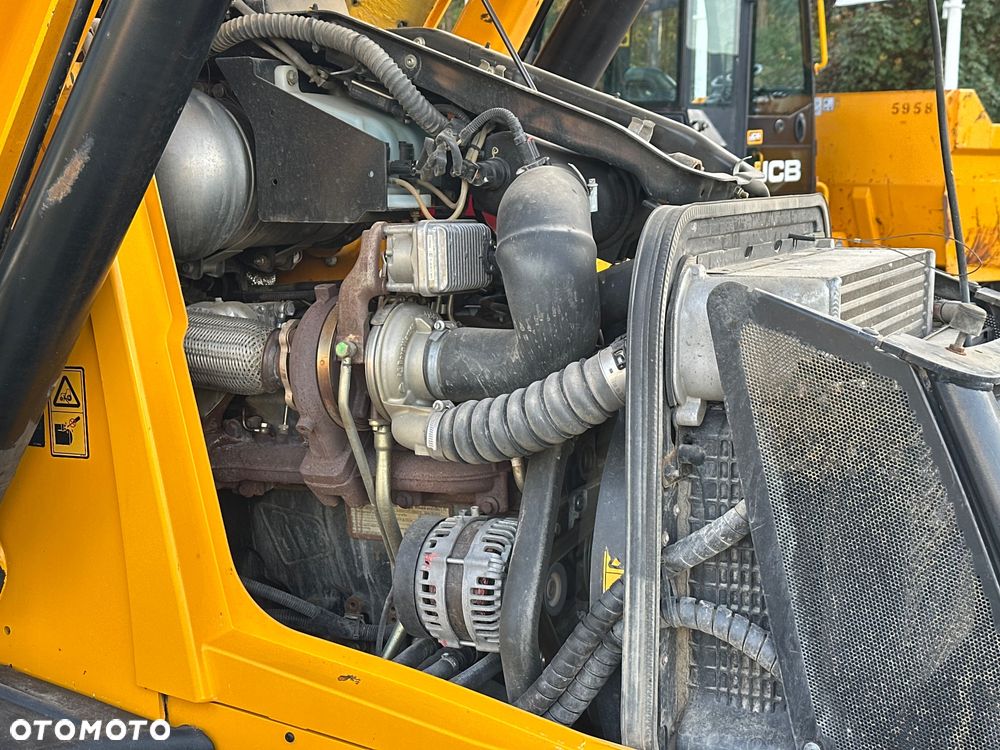 JCB 3CX Sitemaster Plus 92hp manual - 24