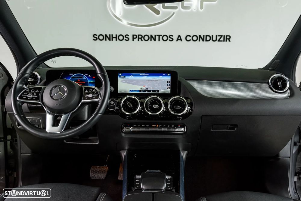 Mercedes-Benz GLA 250 - 11