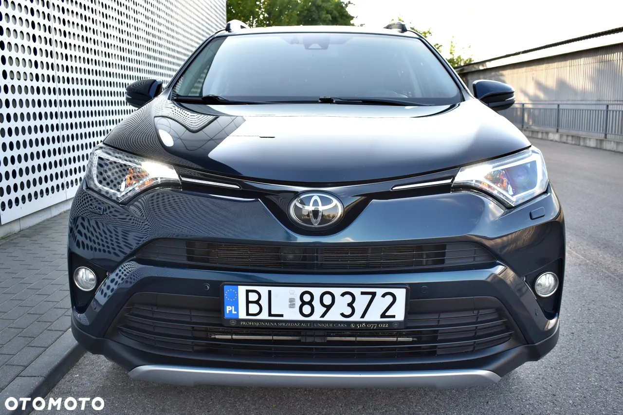 Toyota RAV4 - 5