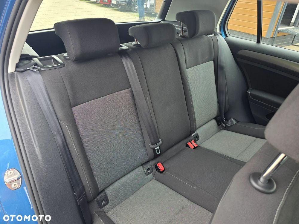 Volkswagen Golf - 14