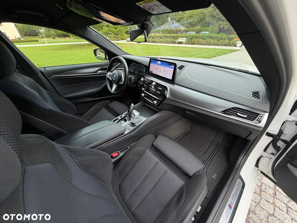 BMW Seria 5 530e - 20