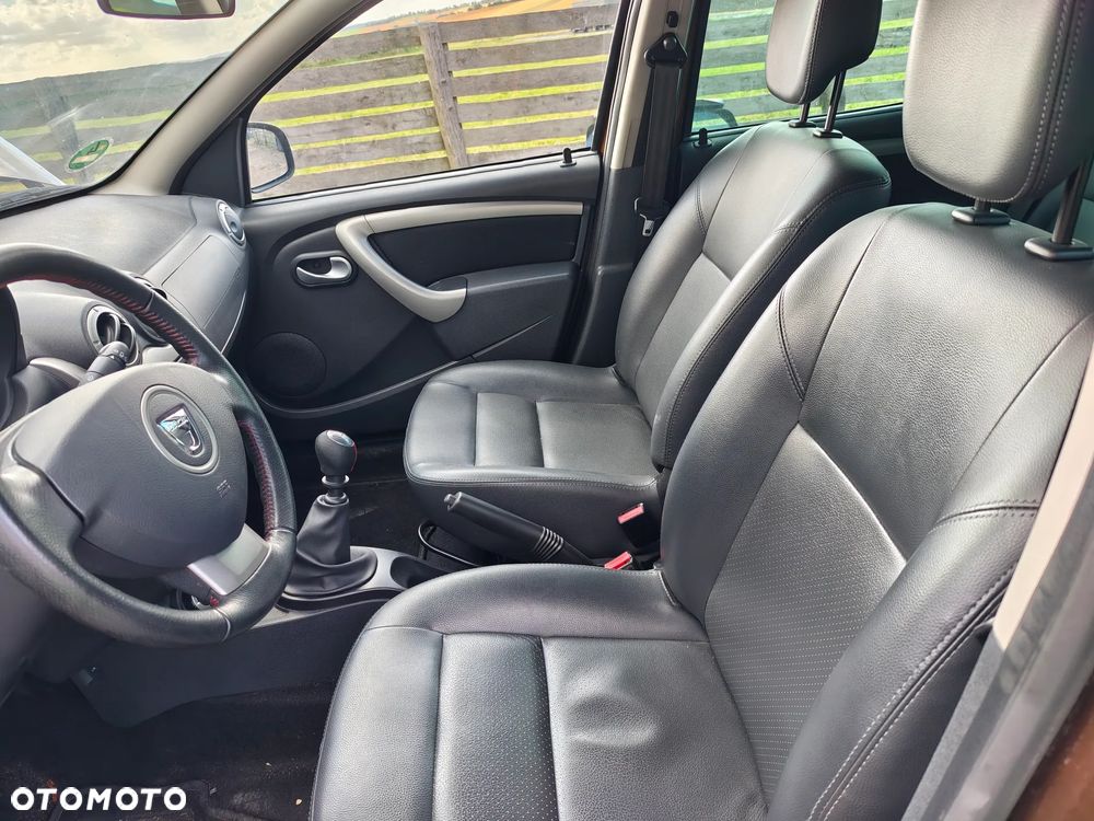 Dacia Duster SCe 115 4x4 Prestige - 13
