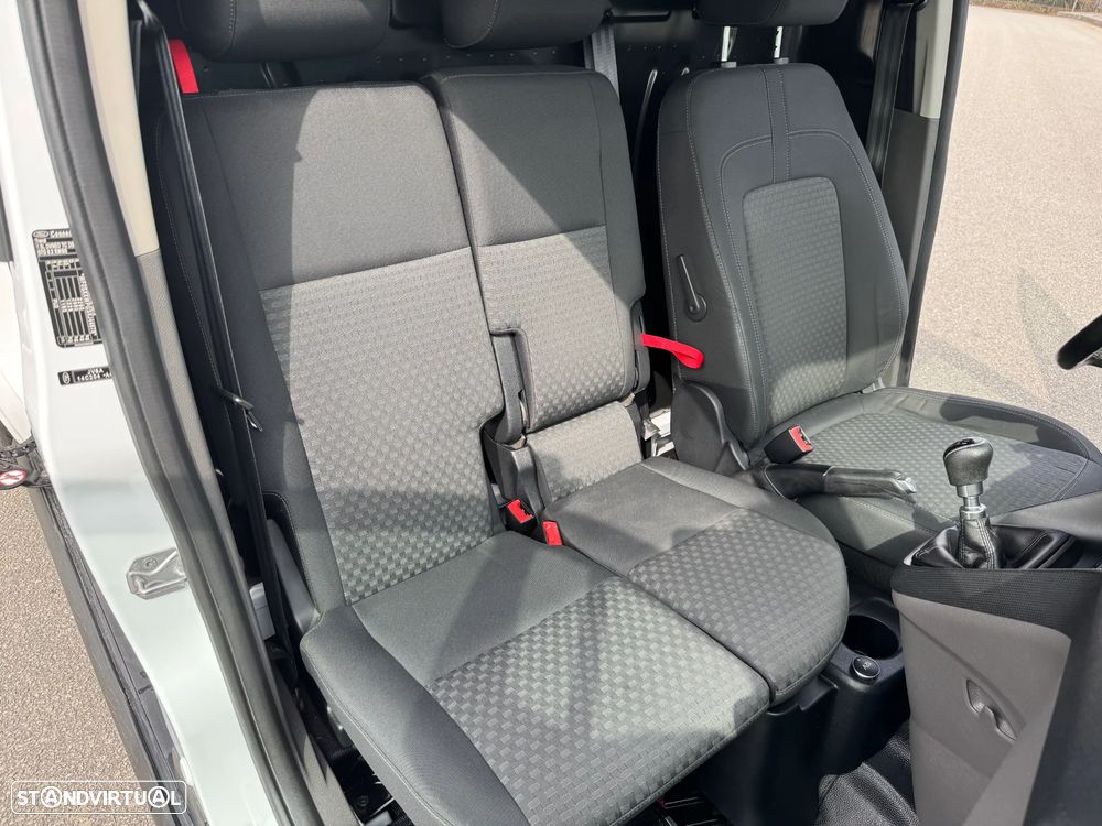 Ford Transit Connect L2 - 19