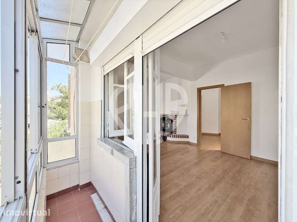 Apartamento T4 // Mercês - Rio de Mouro - Grande imagem: 2/29