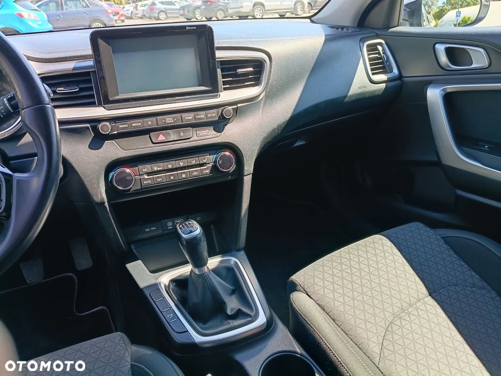 Kia Ceed 1.4 M - 12