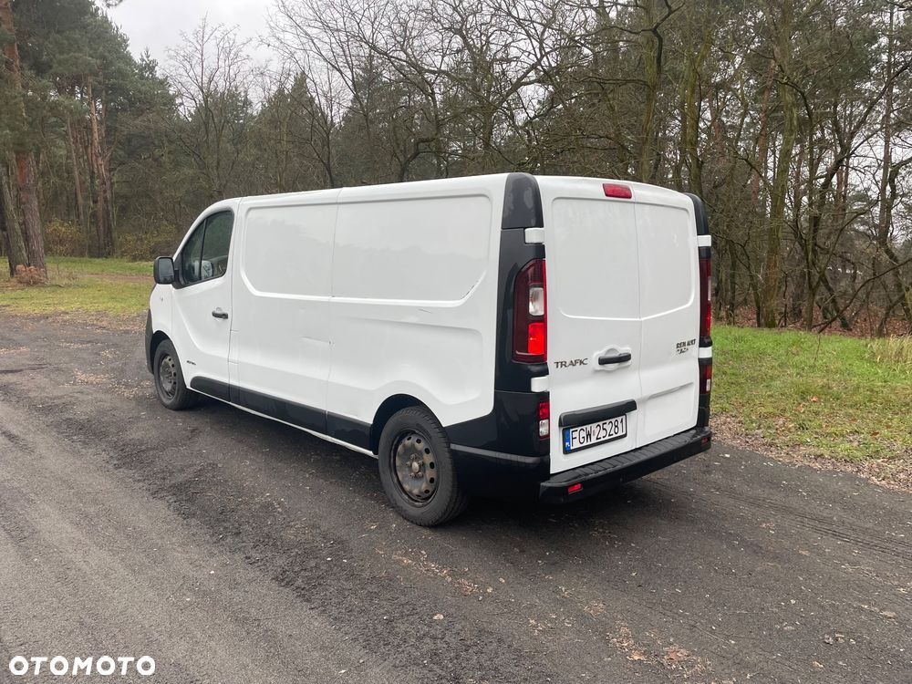 Renault Trafic - 23