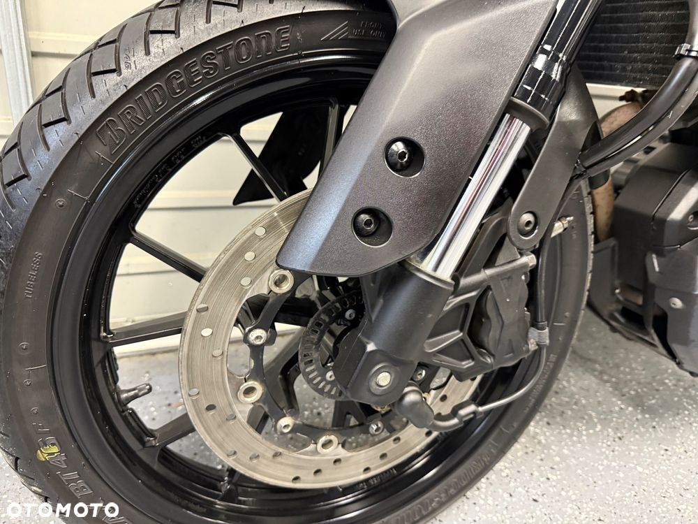 Yamaha MT - 14