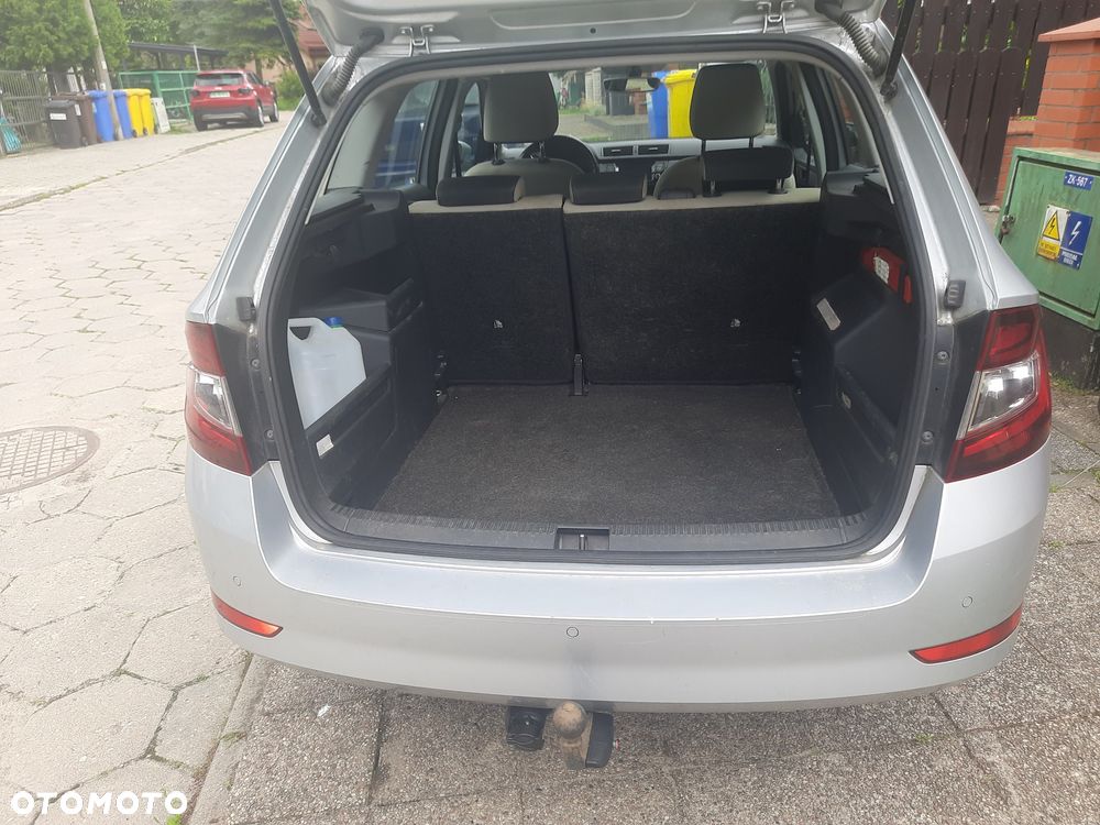 Skoda Fabia 1.0 Style Color - 7