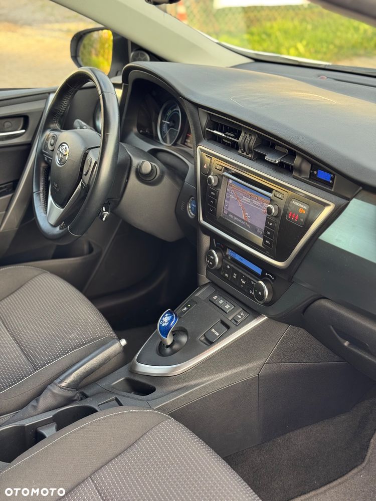 Toyota Auris 1.8 HSD Luna - 18