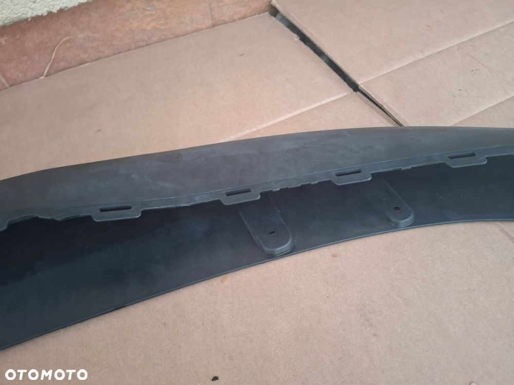 spoiler dokładka porsche taycan 9j oryginał super stan - 12