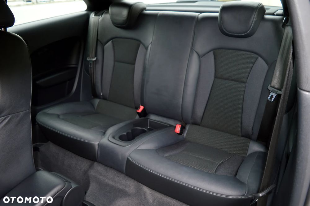 Audi A1 1.4 TFSI S tronic S line Sportpaket - 11