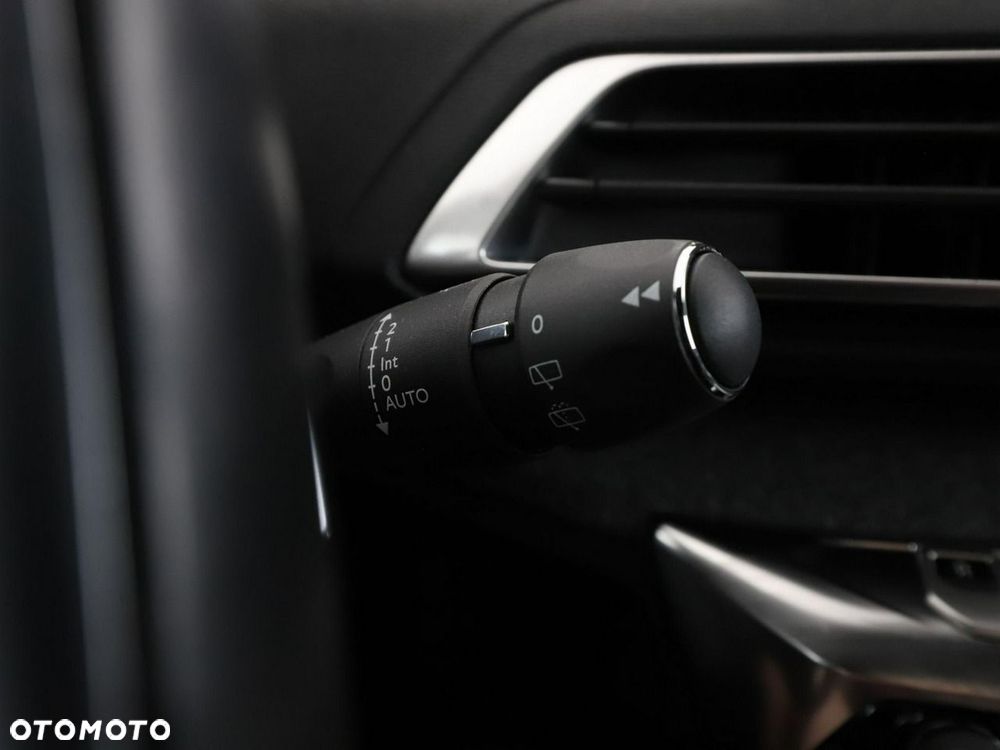 Peugeot 3008 2.0 BlueHDi GT S&S EAT8 - 36