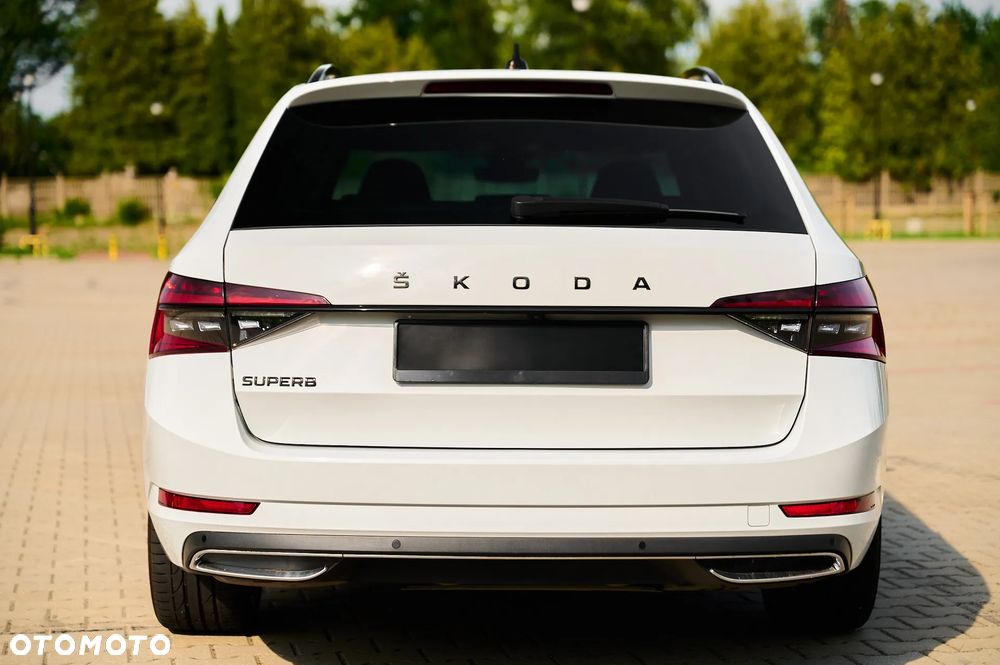 Skoda Superb 2.0 TDI DSG Sportline - 16