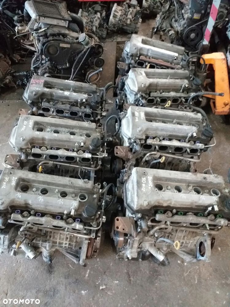 AVENSIS T25 Corolla Verso SILNIK 1,8 vvti Celica - 1