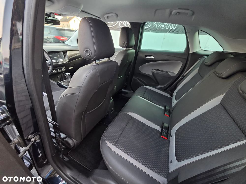 Opel Crossland X - 17