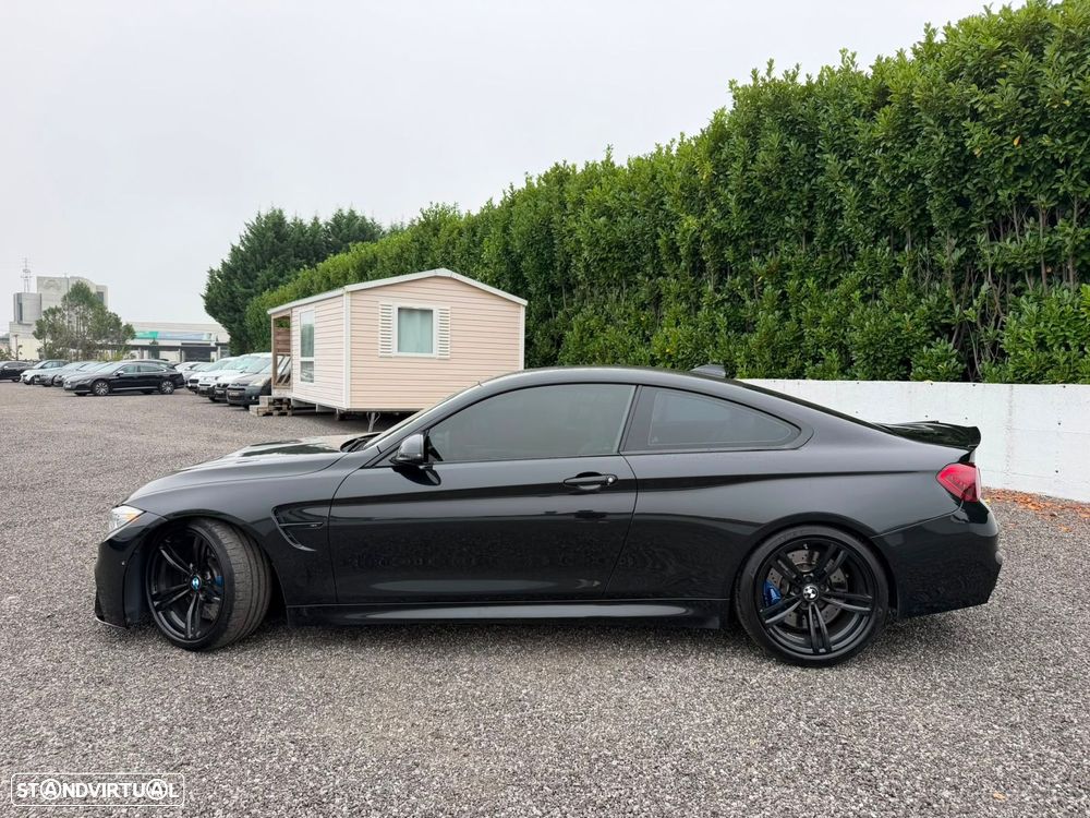 BMW M4 Auto - 39